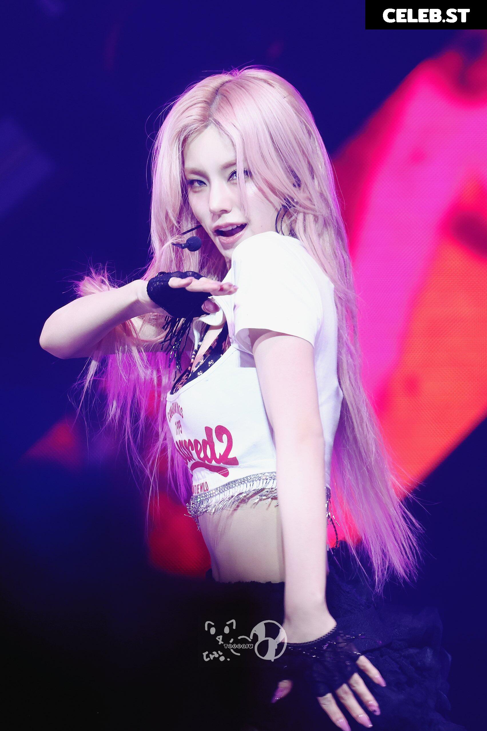 Yeji - ITZY (예지, Hwang Ye-ji) Image 23659809