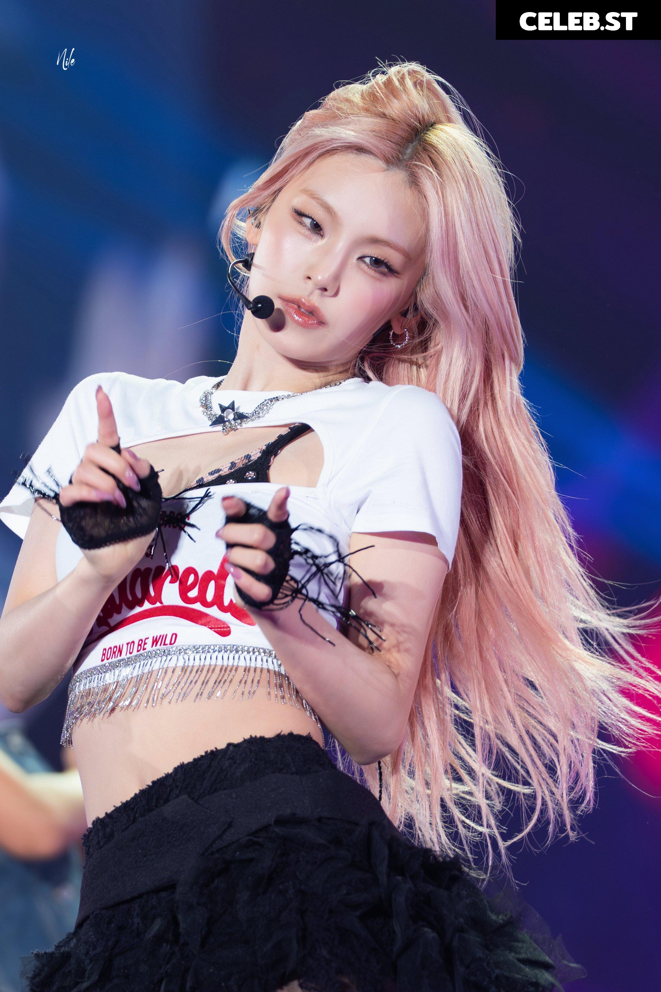 Yeji - ITZY (예지, Hwang Ye-ji) Image 23659879