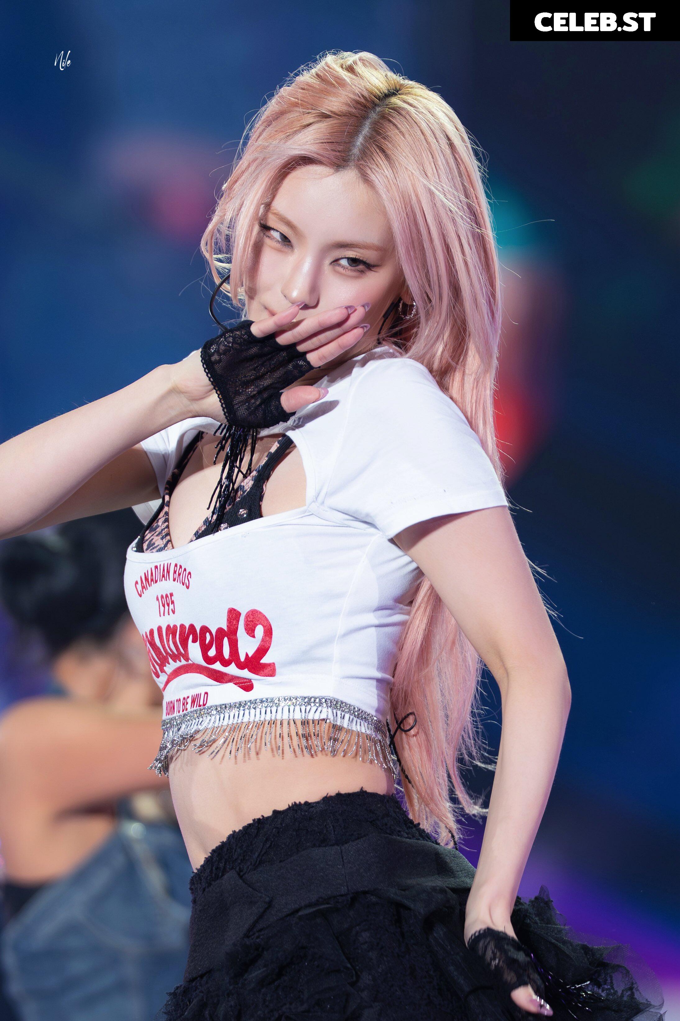 Yeji - ITZY (예지, Hwang Ye-ji) Image 23659878