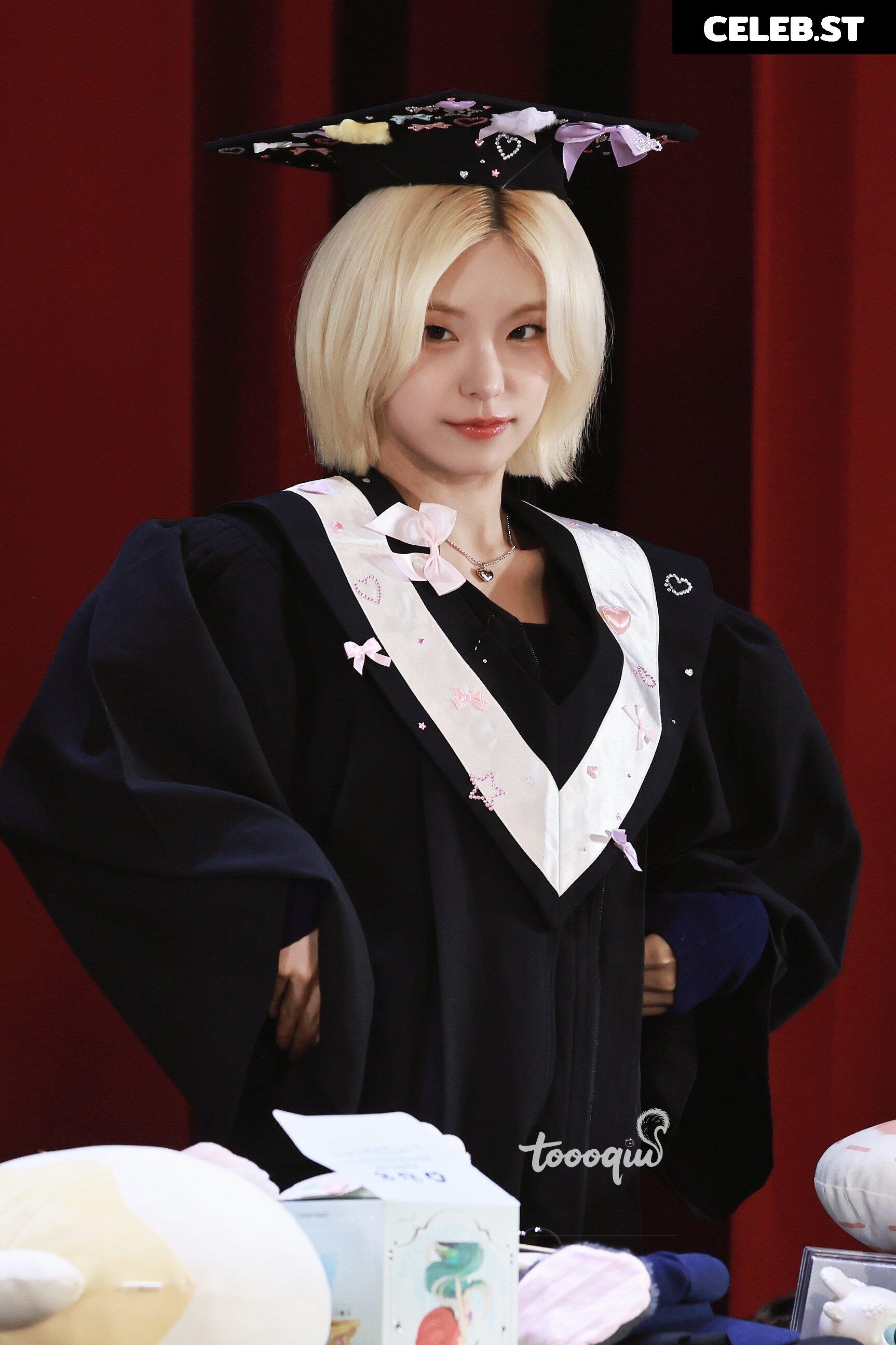 Yeji - ITZY (예지, Hwang Ye-ji) Image 23659593