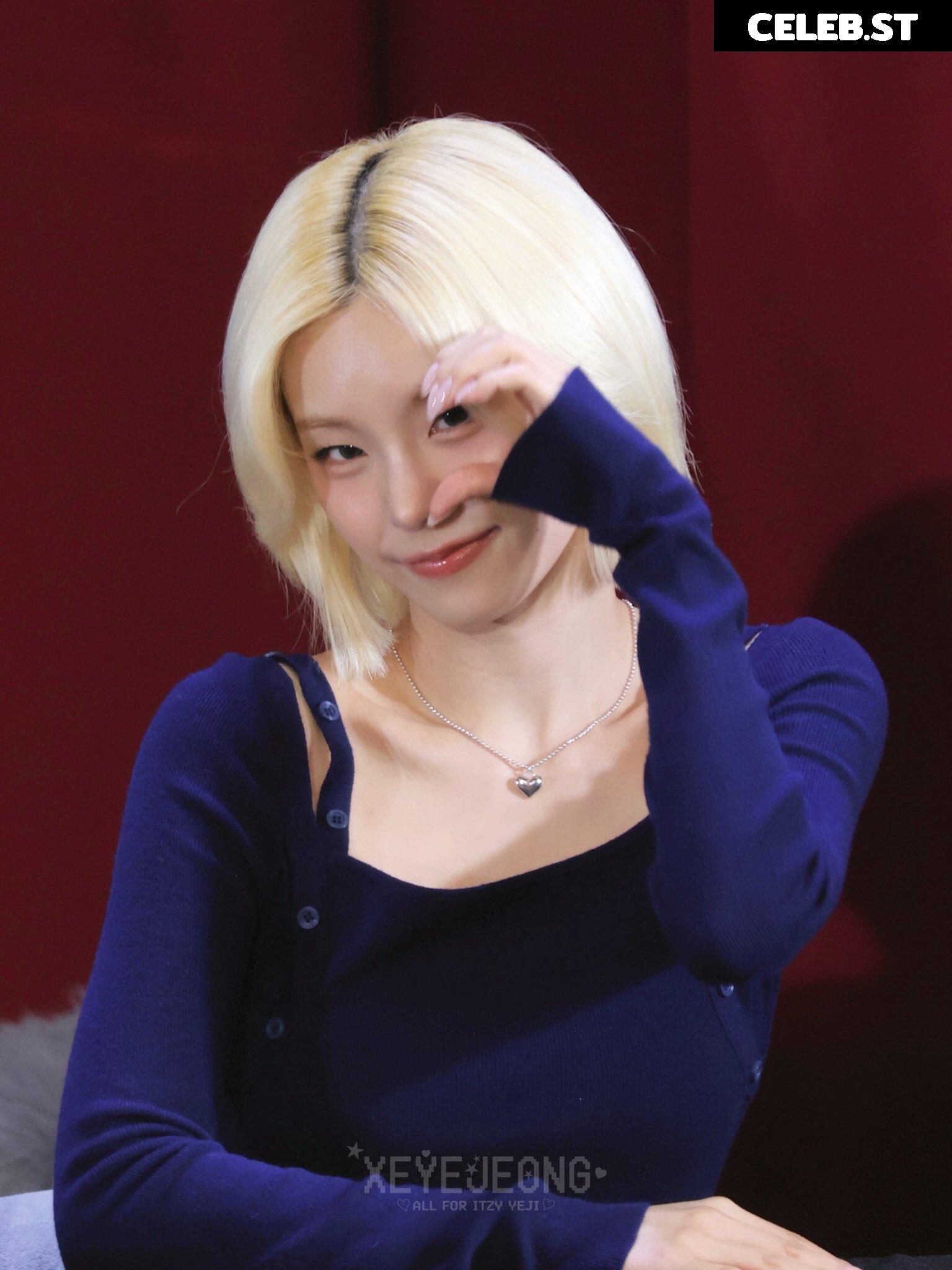 Yeji - ITZY (예지, Hwang Ye-ji) Image 23659576