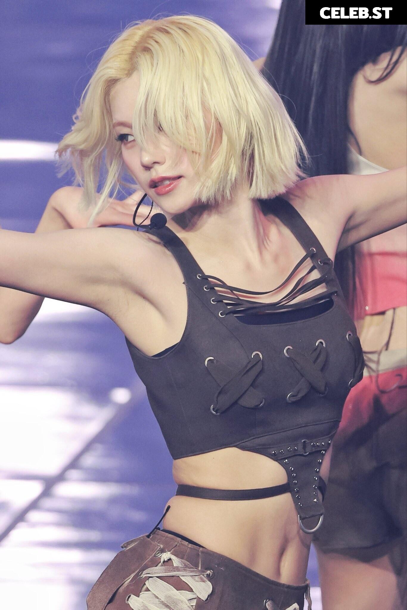 Yeji - ITZY (예지, Hwang Ye-ji) Image 23659452