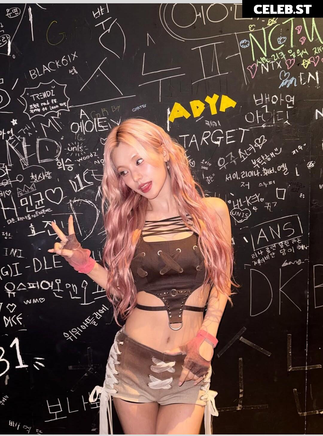 Yeji - ITZY (예지, Hwang Ye-ji) Image 23659715