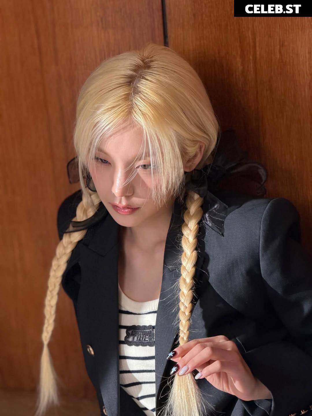 Yeji - ITZY (예지, Hwang Ye-ji) Image 23659735