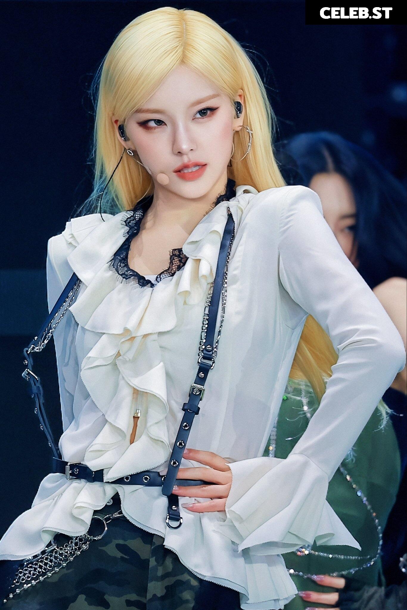 Yeji - ITZY (예지, Hwang Ye-ji) Image 23659317