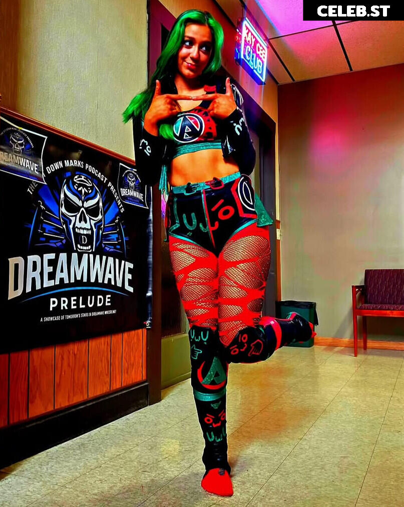 Women of Professional Wrestling Image 23668444