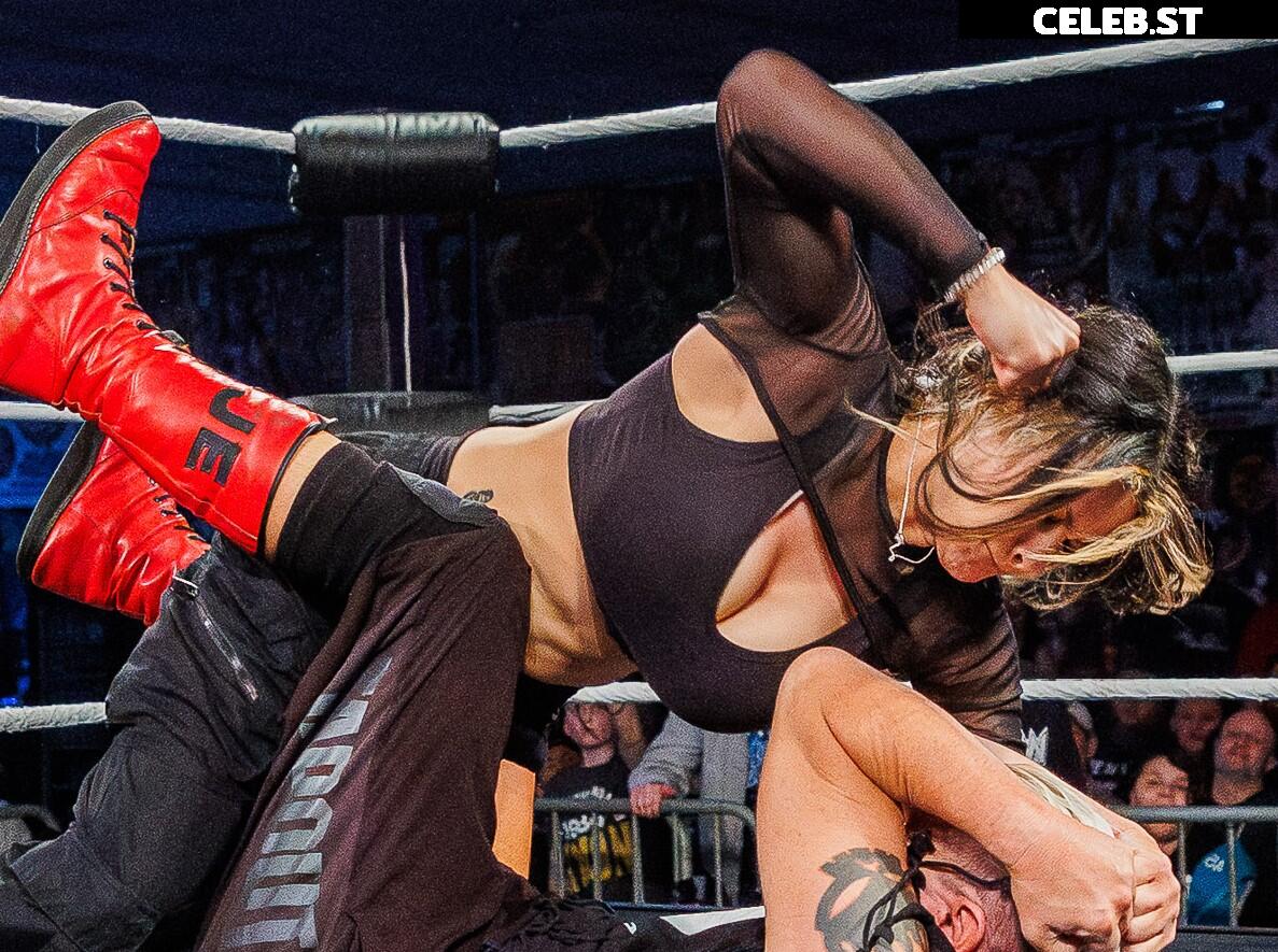 Women of Professional Wrestling Image 23668135