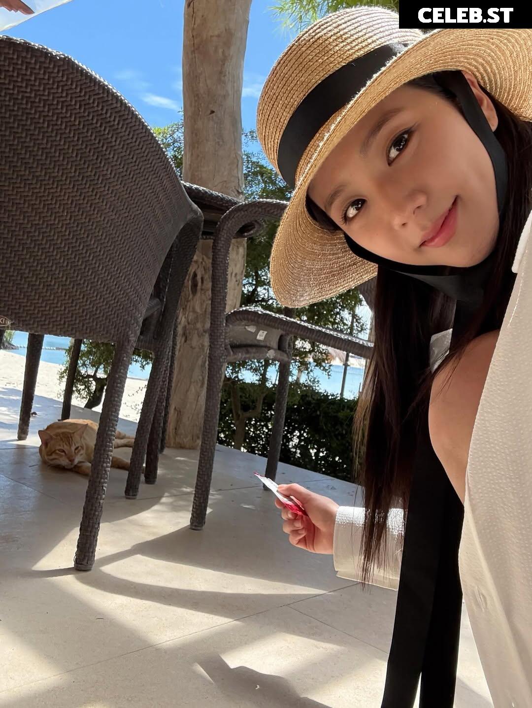 Jisoo  || - BLΛƆKPIИK ( BLACKPINK ) Image 23661597