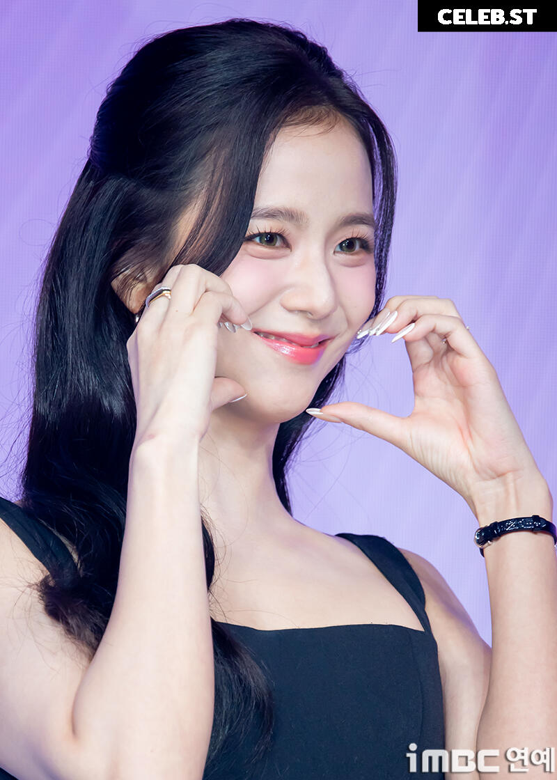 Jisoo  || - BLΛƆKPIИK ( BLACKPINK ) Image 23661510