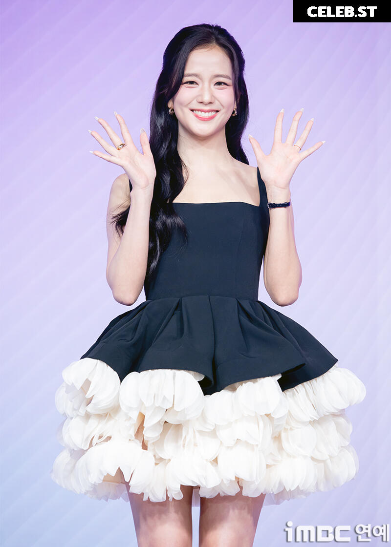 Jisoo  || - BLΛƆKPIИK ( BLACKPINK ) Image 23661469