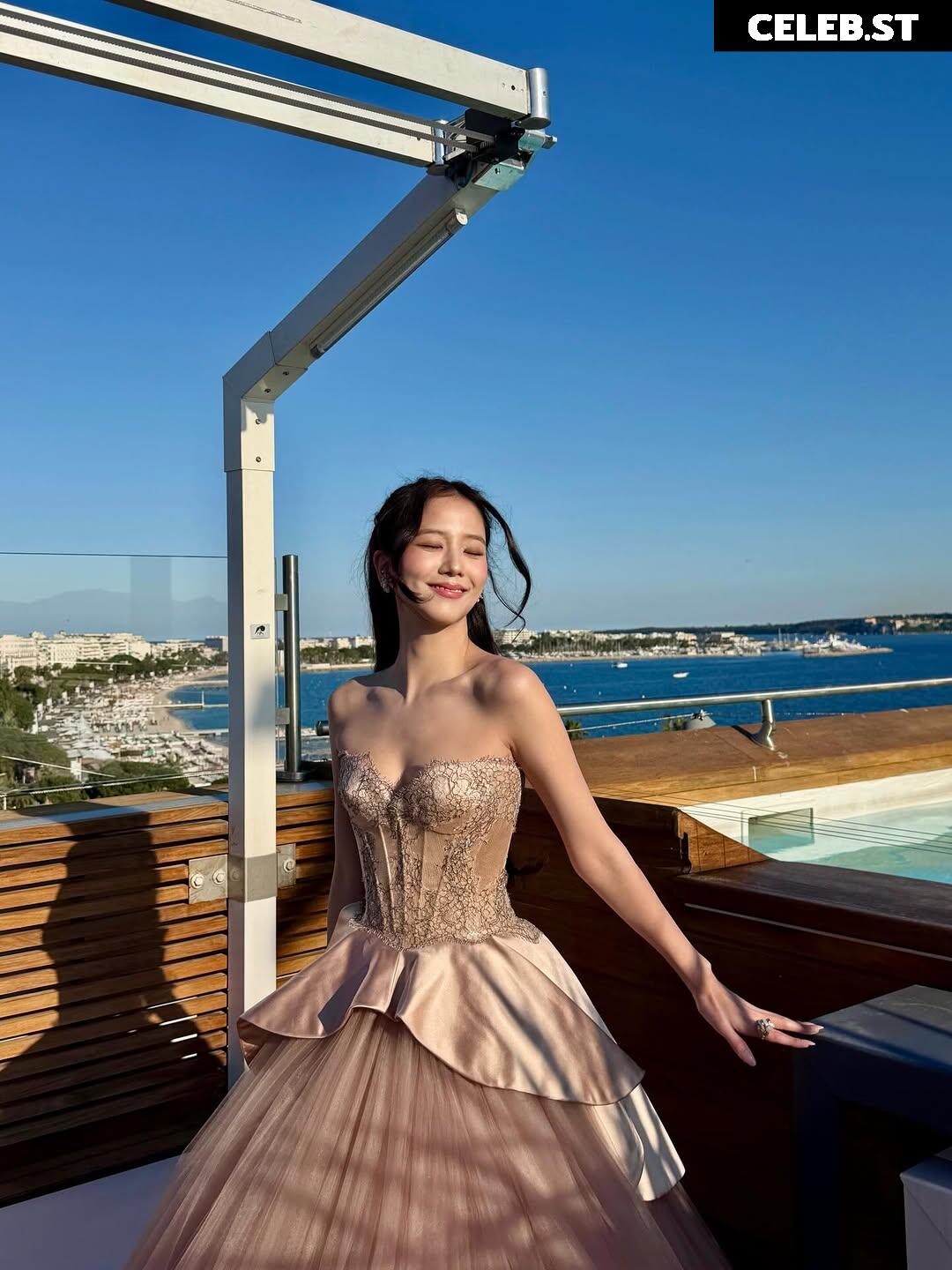 Jisoo  || - BLΛƆKPIИK ( BLACKPINK ) Image 23661796