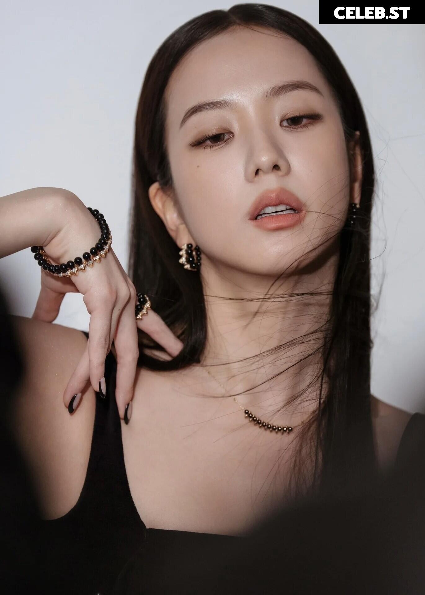 Jisoo  || - BLΛƆKPIИK ( BLACKPINK ) Image 23661747