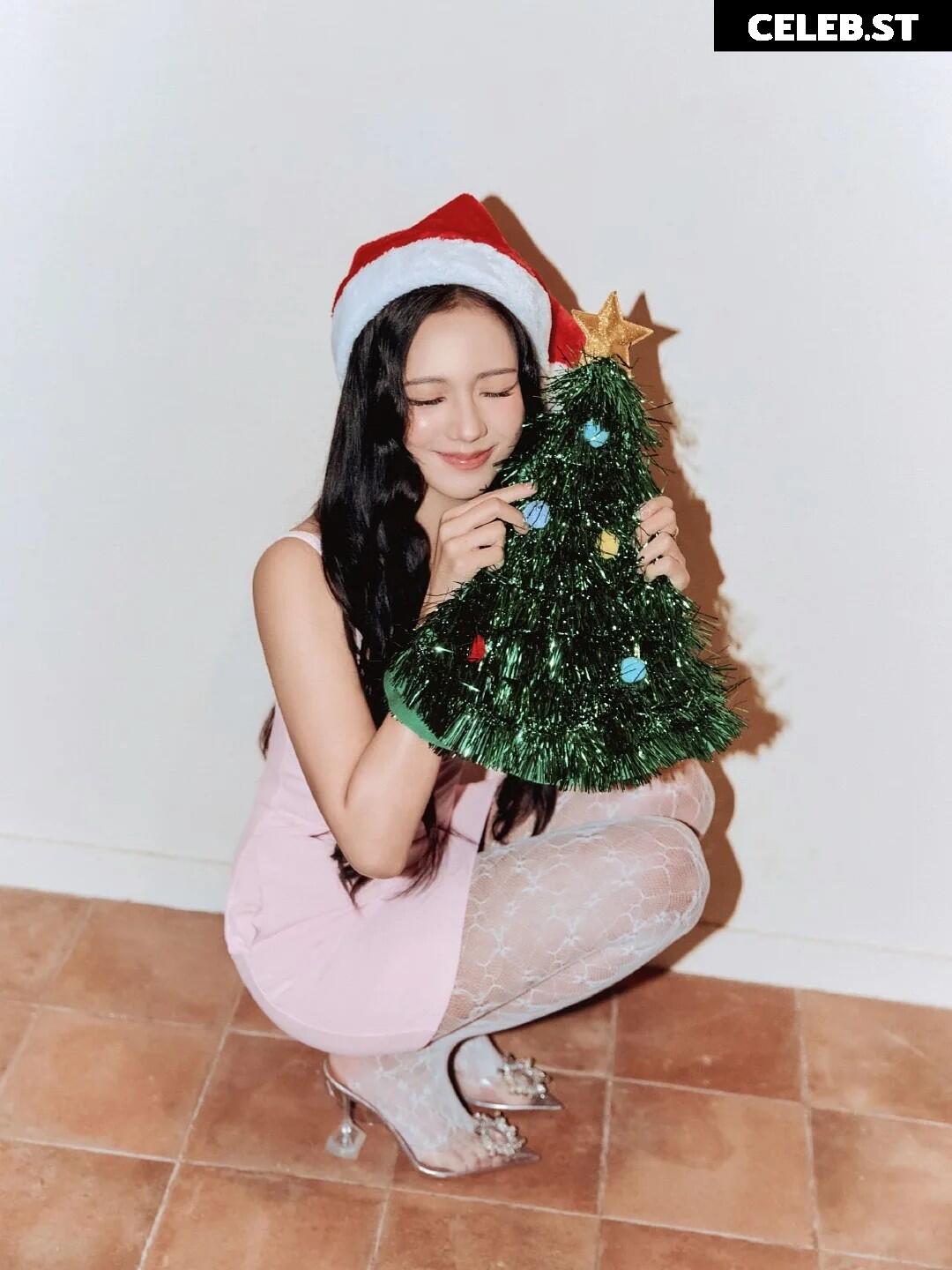 Jisoo  || - BLΛƆKPIИK ( BLACKPINK ) Image 23661182