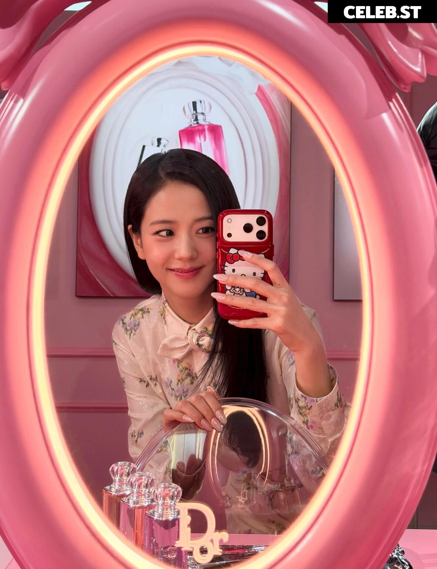 Jisoo  || - BLΛƆKPIИK ( BLACKPINK ) Image 23661315