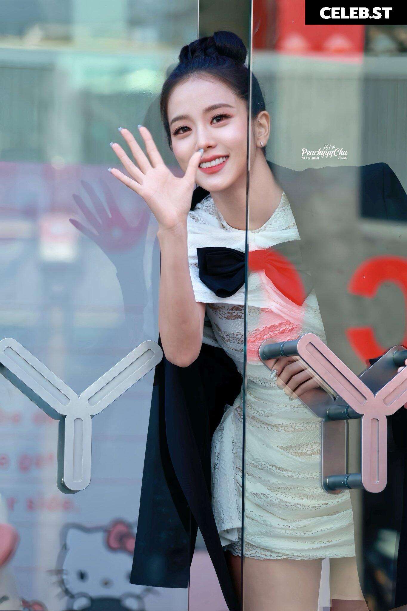 Jisoo  || - BLΛƆKPIИK ( BLACKPINK ) Image 23661290