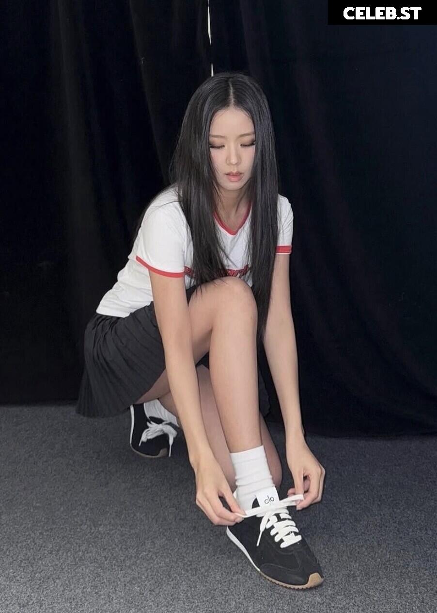 Jisoo  || - BLΛƆKPIИK ( BLACKPINK ) Image 23661219