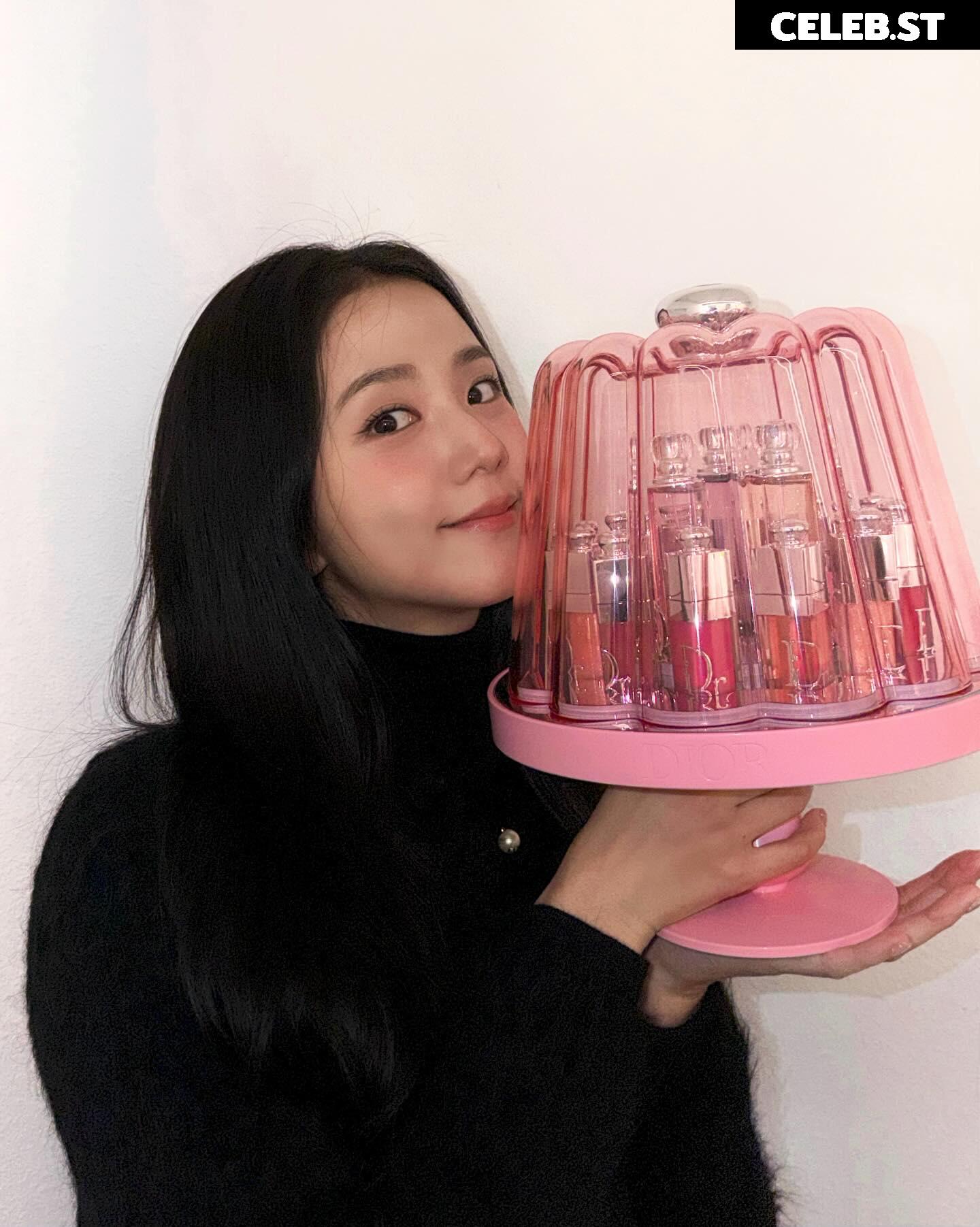 Jisoo  || - BLΛƆKPIИK ( BLACKPINK ) Image 23661233