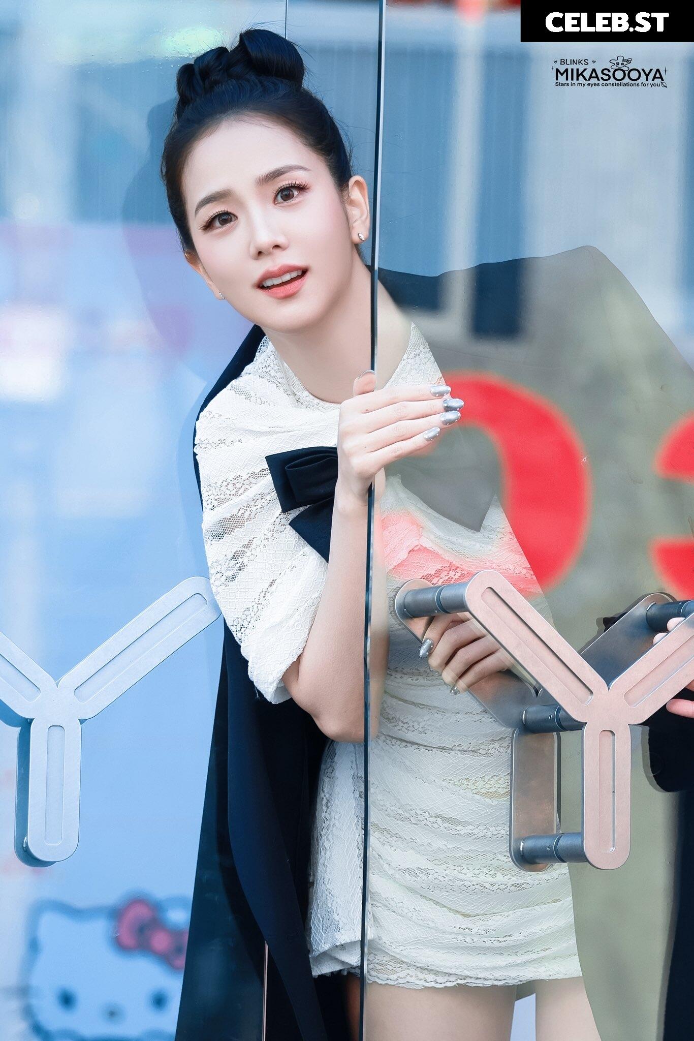 Jisoo  || - BLΛƆKPIИK ( BLACKPINK ) Image 23661269