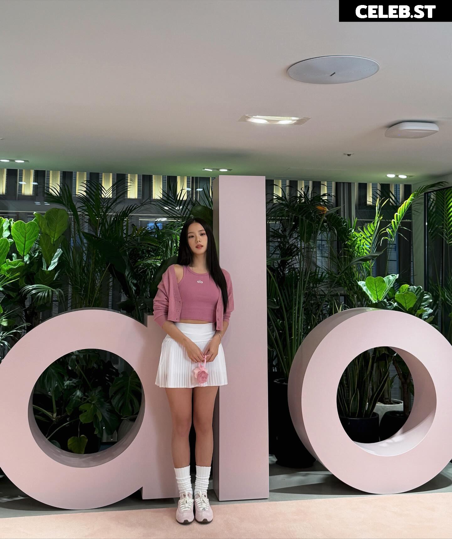Jisoo  || - BLΛƆKPIИK ( BLACKPINK ) Image 23660994