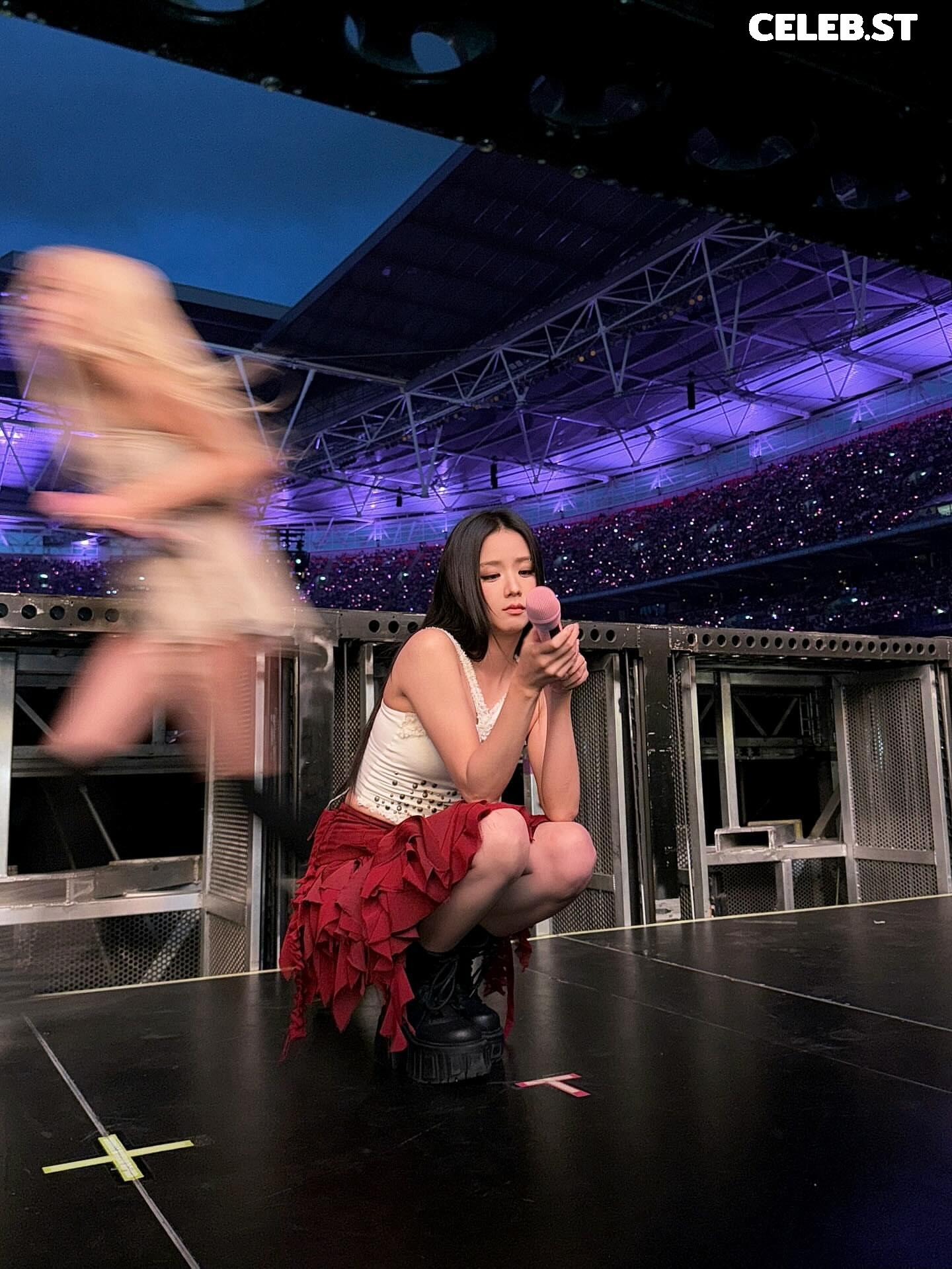 Jisoo  || - BLΛƆKPIИK ( BLACKPINK ) Image 23660859