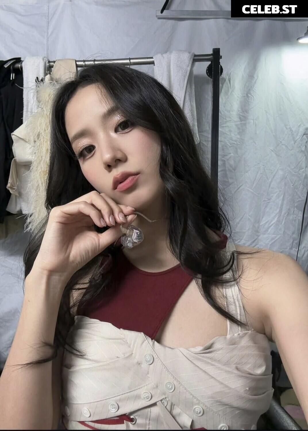 Jisoo  || - BLΛƆKPIИK ( BLACKPINK ) Image 23660842