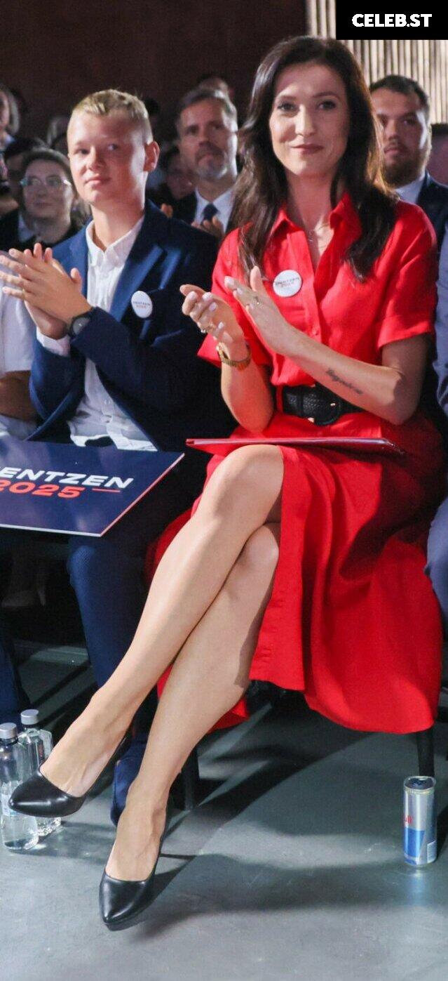 Political Ladies Image 23660557