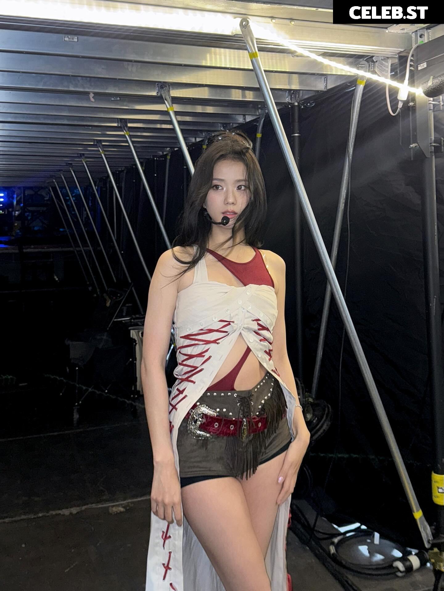 Jisoo  || - BLΛƆKPIИK ( BLACKPINK ) Image 23660710