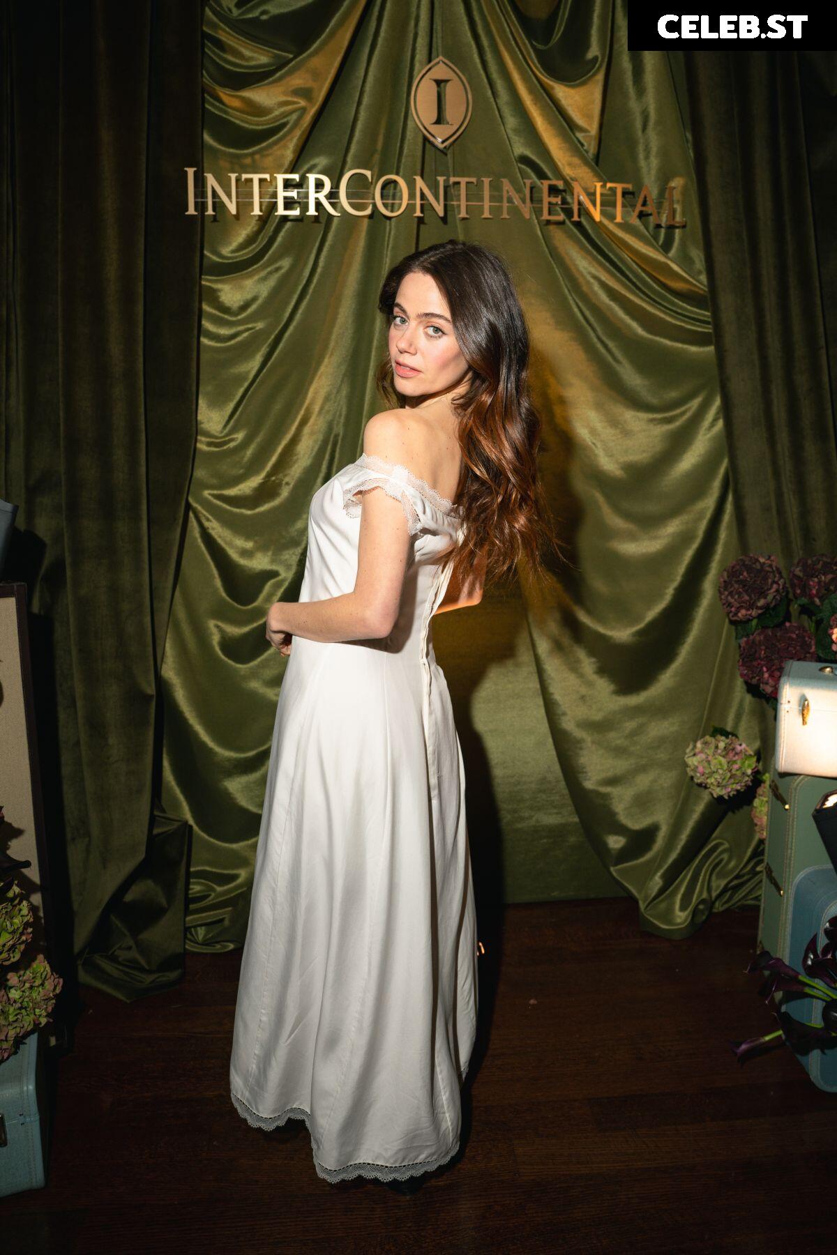 Molly Gordon Image 23660132