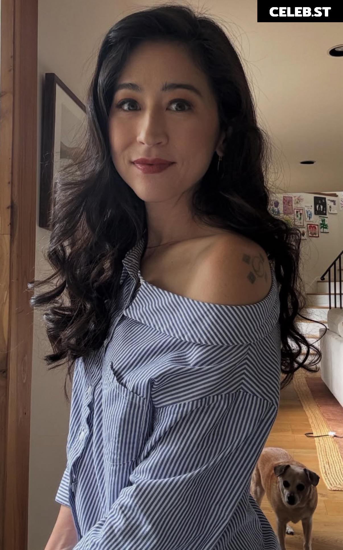 Mina Kimes Image 23678193