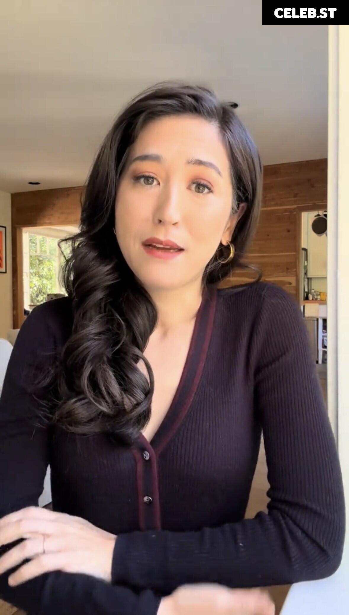 Mina Kimes Image 23678311