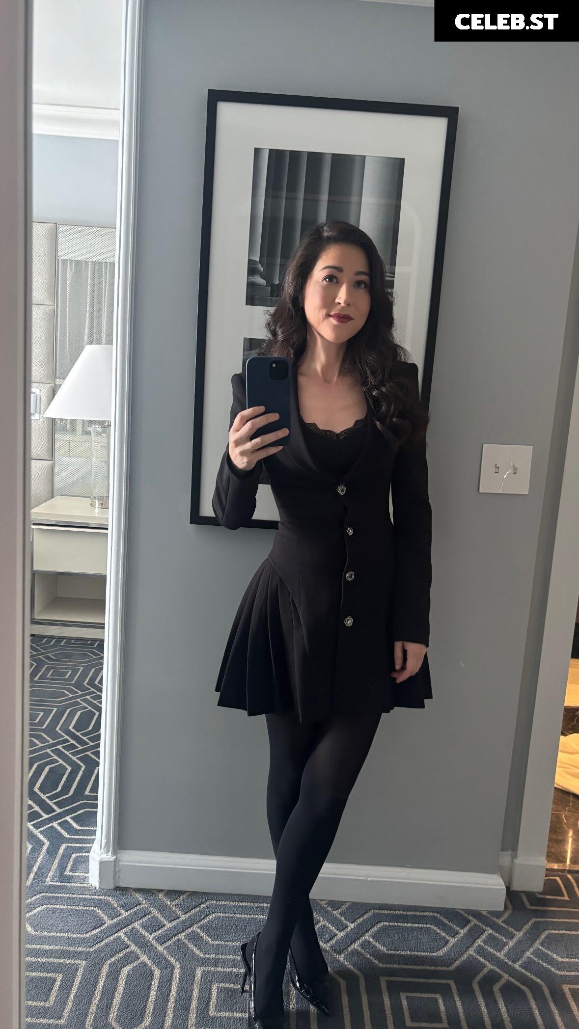 Mina Kimes Image 23678300