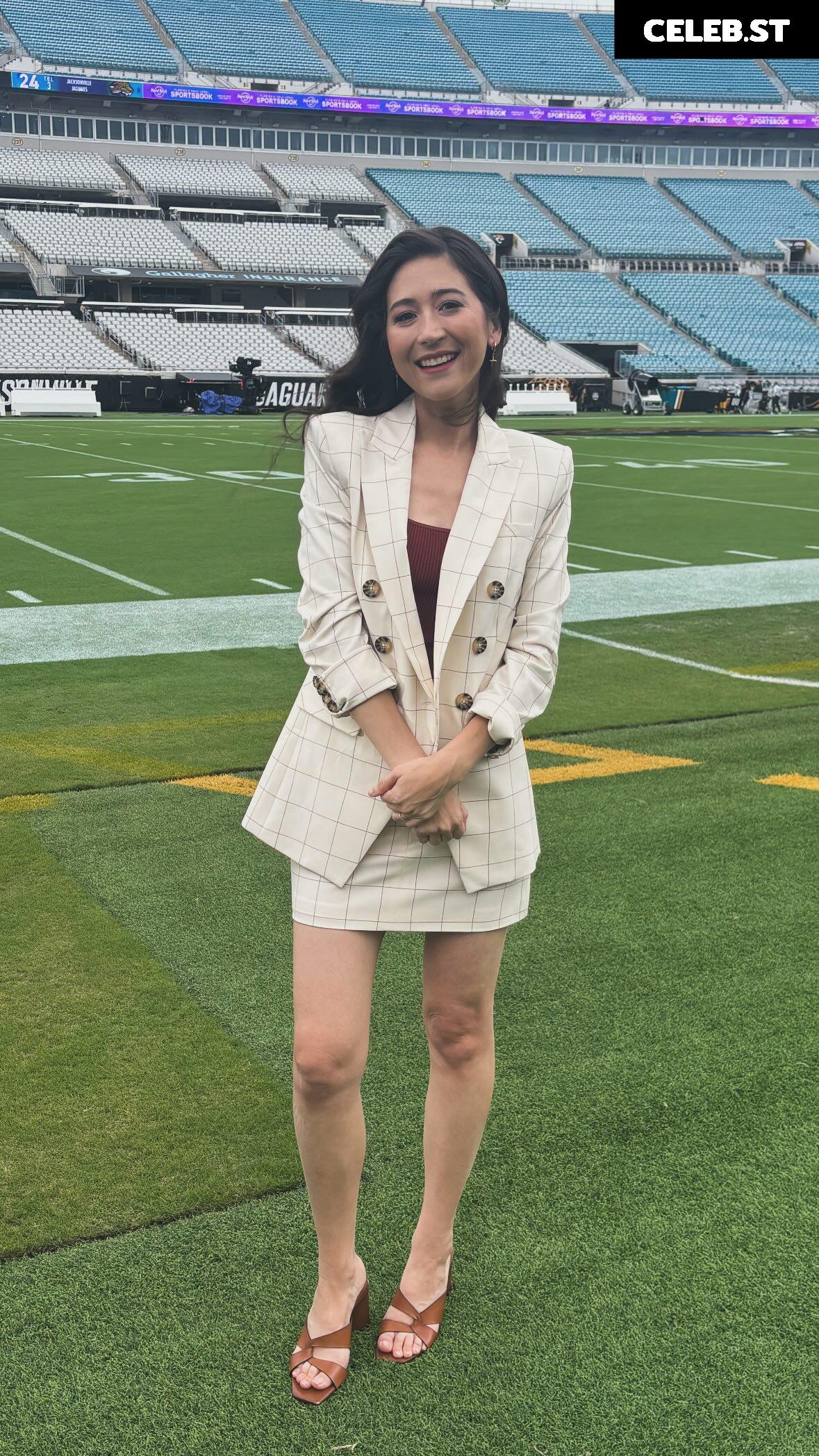Mina Kimes Image 23678211