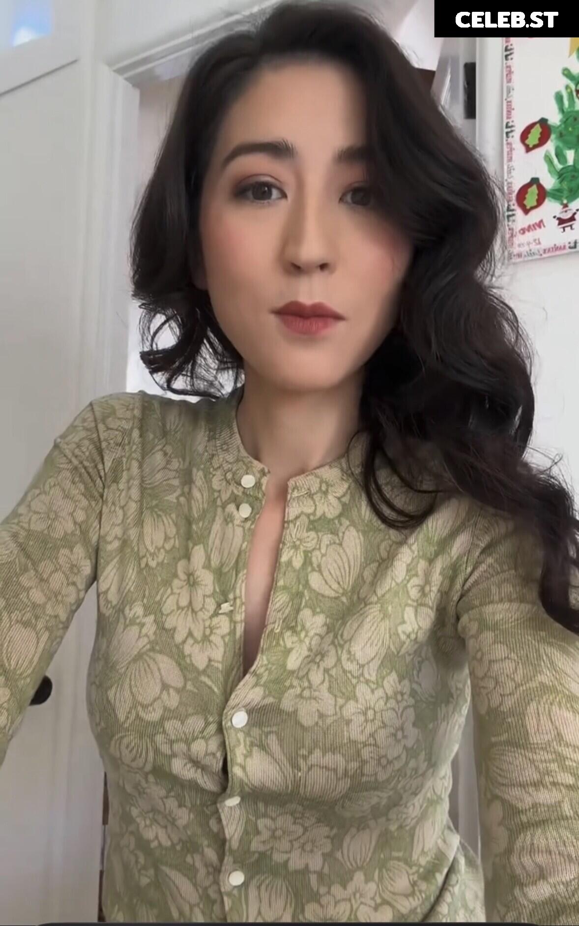 Mina Kimes Image 23678276