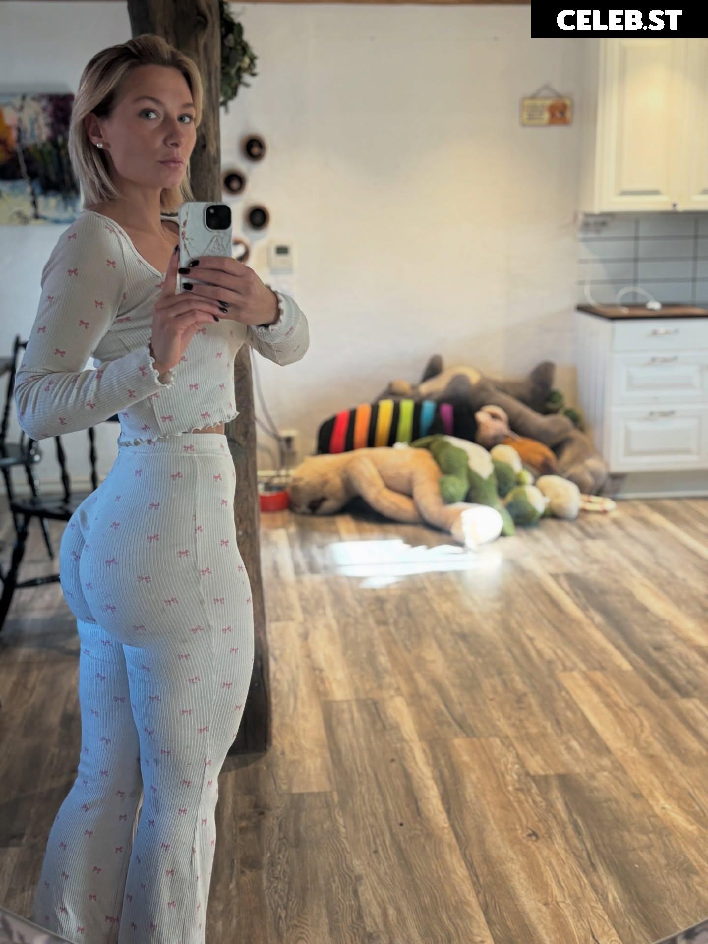 Johanna Juhlin Image 23679077