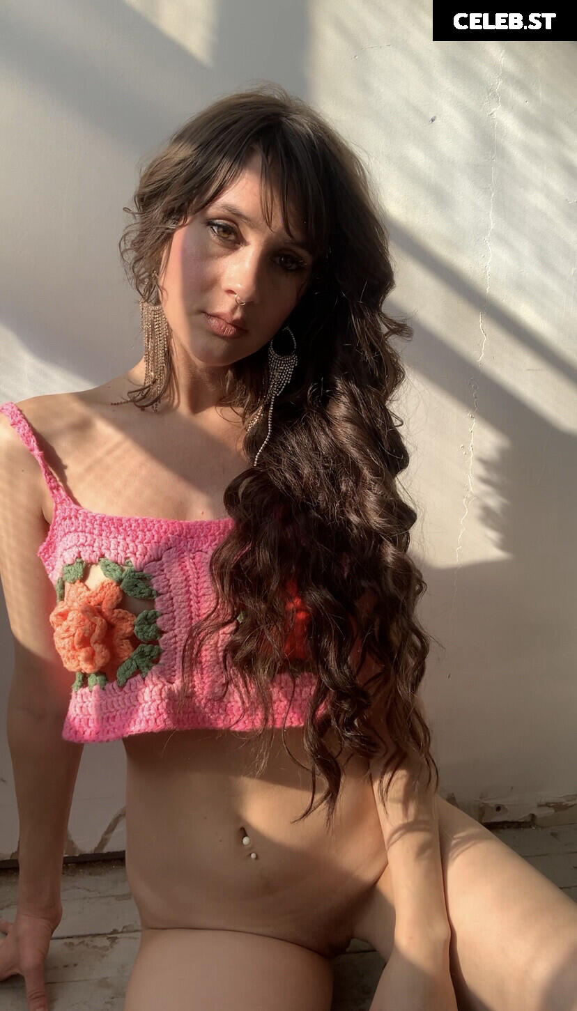sugar_boogerz | Laurel Driskill | Quiet Creative ASMR | qweensativa Image 23679254