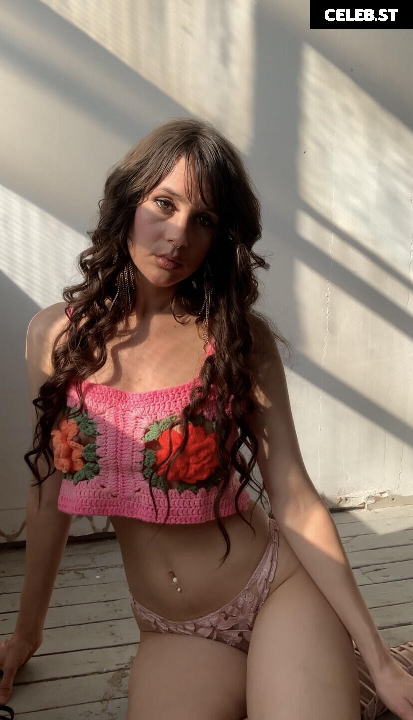 sugar_boogerz | Laurel Driskill | Quiet Creative ASMR | qweensativa Image 23679247