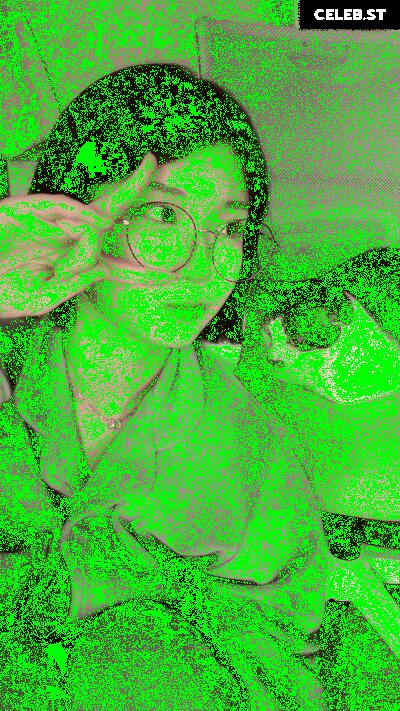 yule_.0.03 Image 23601908