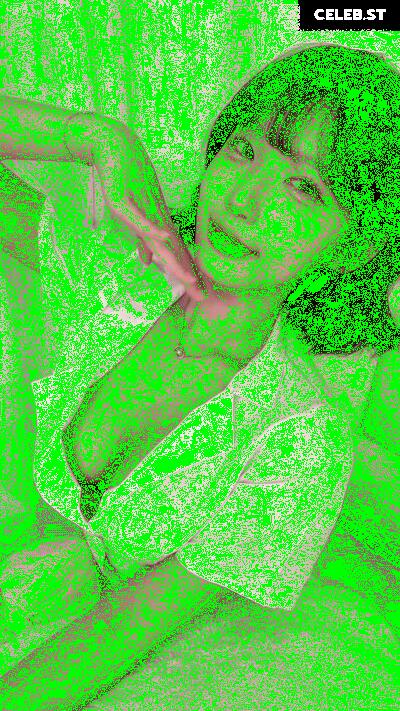 yule_.0.03 Image 23601940