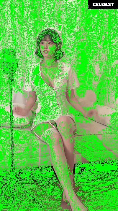 yule_.0.03 Image 23601946