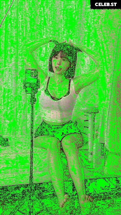 yule_.0.03 Image 23601885