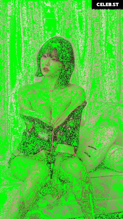yule_.0.03 Image 23601842