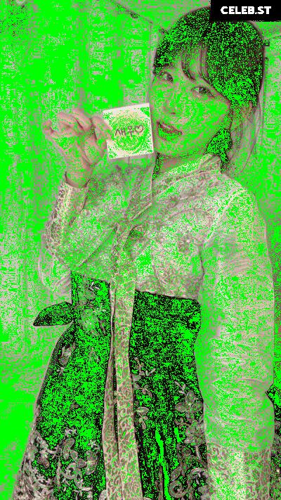 yule_.0.03 Image 23601414
