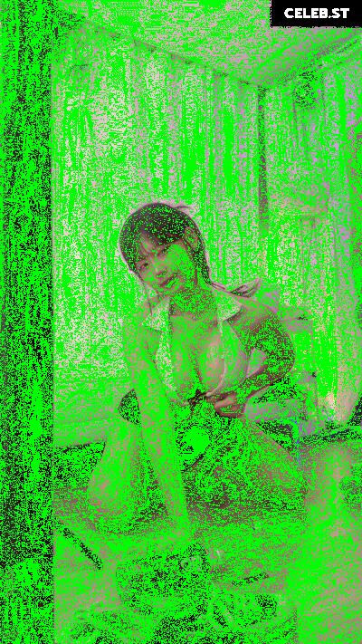 yule_.0.03 Image 23601467