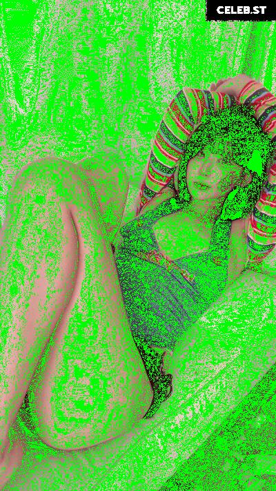 yule_.0.03 Image 23601782