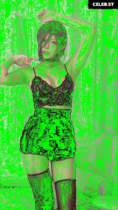yule_.0.03 Image 23601708