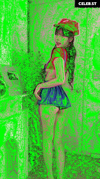 yule_.0.03 Image 23601614