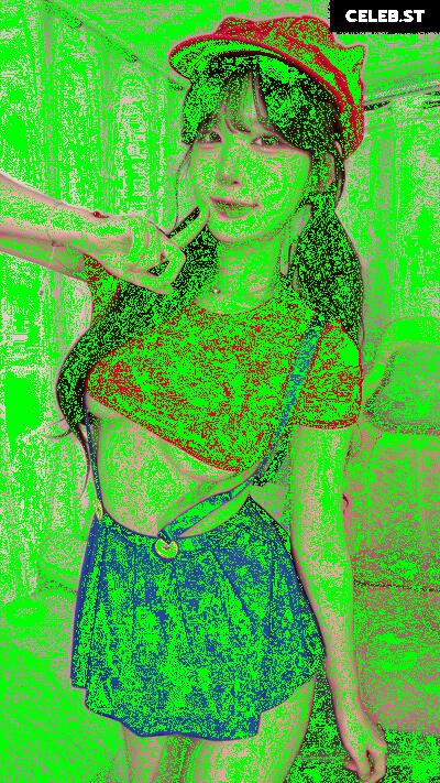 yule_.0.03 Image 23601603
