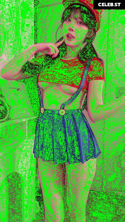 yule_.0.03 Image 23601606