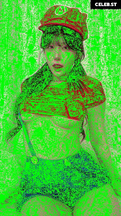 yule_.0.03 Image 23601609