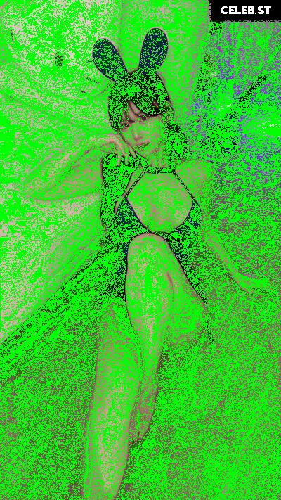 yule_.0.03 Image 23601139